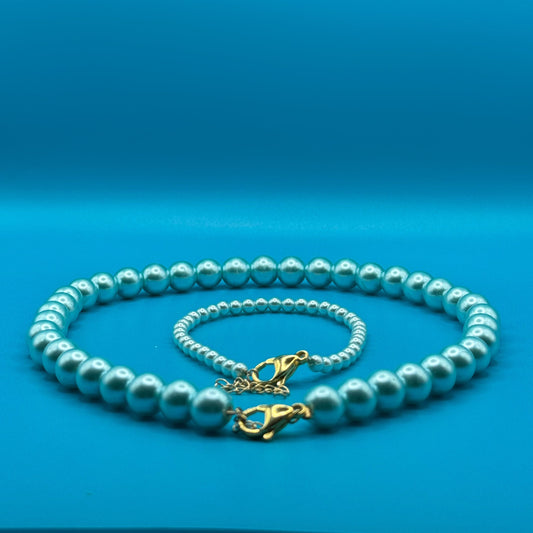 Pearly Seafoam Necklace